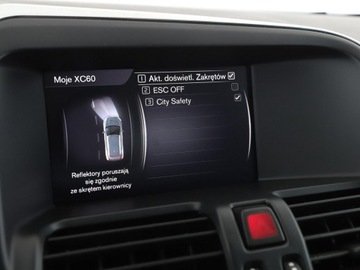 Volvo XC60 I SUV Facelifting 2.0 D4 DRIVE-E 190KM 2017 Volvo XC 60 Summum automat D4 skóra navi kamera, zdjęcie 25