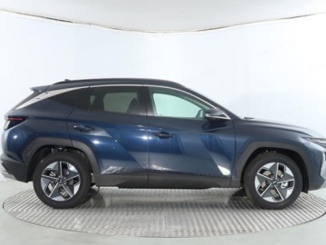 Hyundai Tucson IV 2025 HYUNDAI Tucson 1.6 T-GDi HEV Smart 2WD aut Suv 239KM 2025, zdjęcie 3