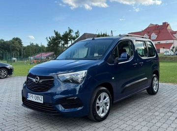 Opel Combo E Kombivan 1.2 Turbo 110KM 2020 Opel Combo Opel Combo 1.2 Turbo StartStop Innovation 1.2 Benzyna 110KM, zdjęcie 2
