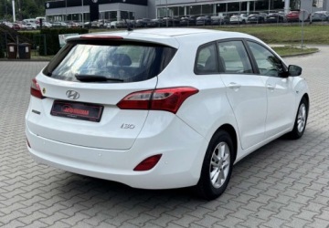 Hyundai i30 II Wagon 1.6 GDI 135KM 2015 Hyundai i30 Zarejestrowany - Ubezpieczony - 1,6 gdi 135 km 1.6 Benzyna, zdjęcie 6