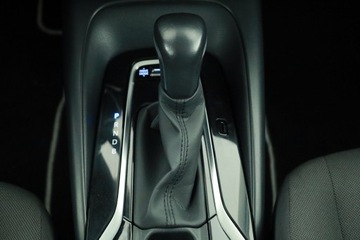 Toyota Corolla XII Sedan 1.8 Hybrid 122KM 2022 Toyota Corolla 1.8 Hybrid, Salon Polska, zdjęcie 13