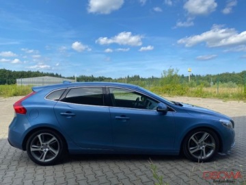 Volvo V40 II Cross Country D3 150KM 2015 Volvo V40 2.0d3 oryginaly silnik Volvo 5 cylindrow baz opcja panorama 1.r, zdjęcie 5