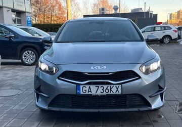 Kia Ceed III Hatchback Facelifting  1.5 T-GDI 140KM 2024 Kia Ceed MY25 Business Line 140KM 7DCT automat, dostepny od reki w Gdyni, zdjęcie 4