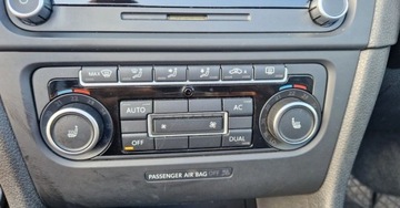 Volkswagen Golf VI Cabriolet 2.0 TDI-CR DPF 140KM 2012 Volkswagen Golf Cabrio KABRIO Biala PERLA 2.0 TDI CR Navi Tempomat 2.0, zdjęcie 19