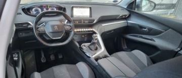 Peugeot 5008 II Crossover 1.2 PureTech 130KM 2019 Peugeot 5008 130 KM Nowy rozrzad bezwypadkowy serwisowany 7 miejsc oplacony, zdjęcie 14