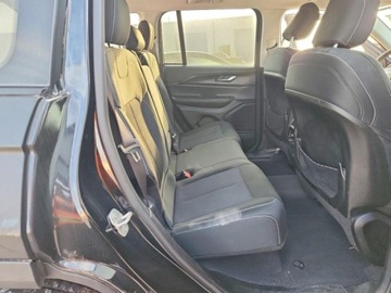 Jeep Grand Cherokee V 2023 Jeep Grand Cherokee 2023 r., 3,6L LAREDO 3.6 Benzyna 293KM, zdjęcie 10