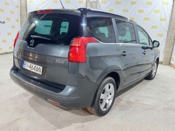 Peugeot 5008 I Minivan 1.6 HDi FAP 115KM 2013 Peugeot 5008 Style 1.6hdi 115KM 7-osob Sprawdz 1.6 Diesel 115KM, zdjęcie 21