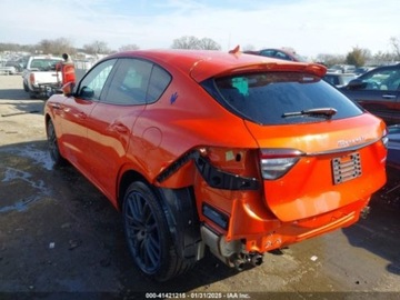 Maserati Levante 2023 Maserati Levante Levante 2023 3.0l 3.0 Benzyna 330KM, zdjęcie 4