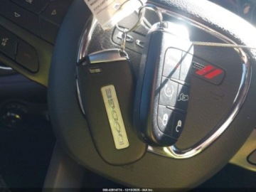 Dodge Durango III 2023 Dodge Durango 2023 Dodge Durango RT Plus AWD 5.7 Benzyna 360KM, zdjęcie 16