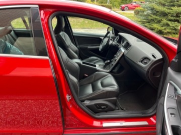 Volvo S60 II 2013 Volvo S60 3.0 benzyna 329 KM automat R - Design zarej w PL zadbany, zdjęcie 21