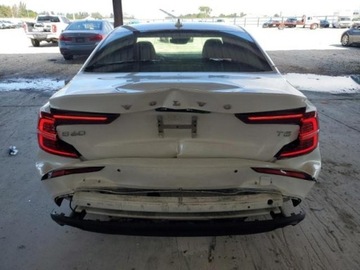 Volvo 2020 Volvo S60 t5 Momentum, 2020r., 2.0L, zdjęcie 5