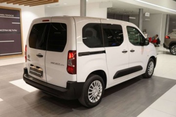 Toyota 2022 Toyota Proace City Verso 1.5 D-4D Combi 1.5 Diesel 102KM, zdjęcie 10