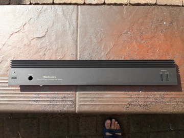 Panel wzmacniacz TECHNICS SE-A808