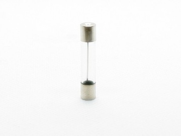 BEZPIECZNIK 12V 10A 6x30mm