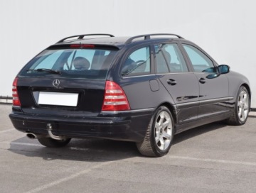 Mercedes Klasa C W203 Kombi T203 2.5 V6 (C 230) 204KM 2005 Mercedes C C 230 , Navi, Xenon, Klima, zdjęcie 4