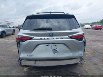 Toyota Sienna III 2021 Toyota Sienna XLE 2021 2.5l 2.5 Hybryda 189KM, zdjęcie 4