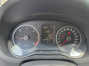 Volkswagen Polo V Hatchback 5d 1.6 TDI-CR DPF 90KM 2011 Volkswagen Polo 1.6 TDI 90 KM, Klimatyzacja,, zdjęcie 8