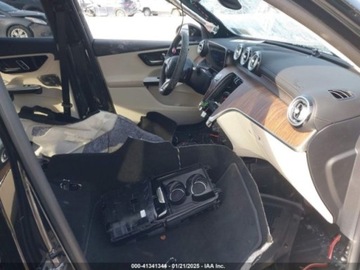 Mercedes GLC C254/X254 2023 Mercedes-Benz GLC 2023 Mercedes-Benz GLC 300 4MATIC SUV 2.0 Benzyna 255KM, zdjęcie 4