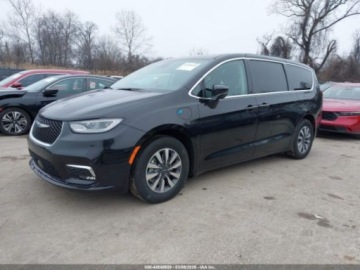 Chrysler Pacifica II 2024 Chrysler Pacifica Hybrid Select 2024 3.6 Hybryda 287KM, zdjęcie 1