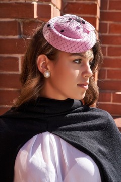 Женская фетровая шляпа с ретро-фасцинатором