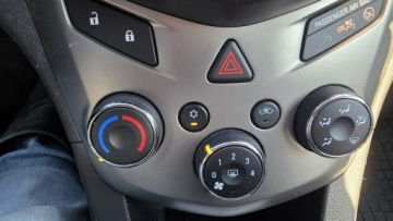Chevrolet Aveo T300 Hatchback 5d 1.2 86KM 2012 Chevrolet Aveo Mały Przebieg Klima, zdjęcie 12