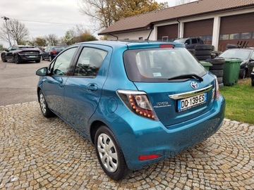 Toyota Yaris III Hatchback 5d Hybrid 100KM 2013 TOYOTA YARIS III HYBRID 1.5VVT-I AUTOMAT !!! WARTO !!!, zdjęcie 7