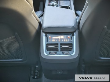 Volvo XC60 II 2025 Volvo XC 60 XC60 B5B AWD Ultra, BLACK-EDITION, Kam, zdjęcie 29