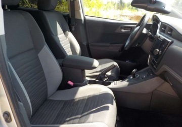 Toyota Auris II 2016 Toyota Auris Okazja 1.8 Hybryda 100KM, zdjęcie 14