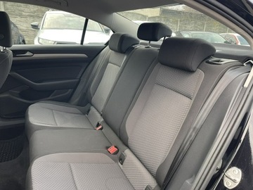 Volkswagen Passat B8 Limousine Facelifting 1.5 TSI EVO 150KM 2020 Volkswagen Passat 4 Motion Skóra Klimatronik, zdjęcie 9