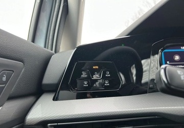 Volkswagen Golf VIII 2024 Volkswagen Golf Style 1.5 eTSI mHEV 116 KM DSG 1.5 Benzyna 116KM, zdjęcie 18