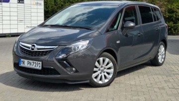 Opel Zafira C Tourer 1.4 Turbo ECOTEC 140KM 2015 Opel Zafira 1.4 Benzyna 140 KM Klima PdC Import Raty Oplaty 1.4 140KM, zdjęcie 11