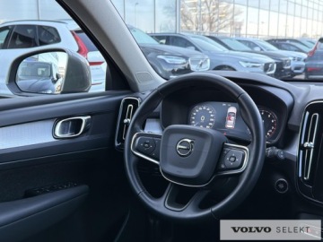 Volvo XC40 Crossover 1.5 T3 163KM 2020 Volvo XC 40 XC40 T3 Momentum Pro aut, Pakiet Park, zdjęcie 11