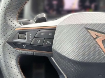 Cupra Ateca Crossover Facelifting 1.5 TSI 150KM 2024 Cupra Ateca TSI 150KM DSG Beats Audio Hak Martwe pole KESSY FV23, zdjęcie 16