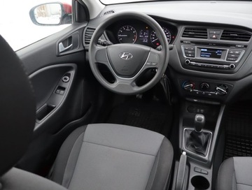 Hyundai i20 II Coupe 1.2 MPI 84KM 2016 Hyundai i20 1.2, Salon Polska, Serwis ASO, Klima, zdjęcie 6