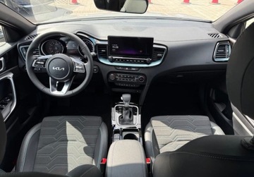 Kia XCeed 2025 Kia XCeed MY26 wersja TRIBUTE WINTER dostepny od reki w kolorze WOLF GREY, zdjęcie 21