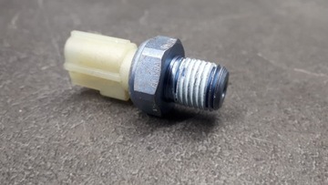 2646770 SENZOR TLAKU OLEJE FORD TRANSIT 2,0 2.2 TDCI