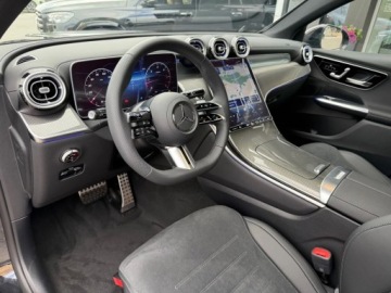 Mercedes GLC C254/X254 Coupe 2.0 220d 197KM 2025 Mercedes-Benz GLC GLC220d Coupe AMG Premium Hak Panorama Burmester, zdjęcie 9