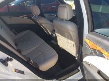 Mercedes Klasa E W212 2009 Mercedes-Benz Klasa E 550 2009 5.5 Benzyna 382KM, zdjęcie 9