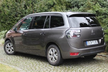 Citroen Grand C4 Picasso II Grand Picasso 1.2 PureTech 130KM 2015 Citroen C4 Grand Picasso Bogate wyposażenie 130 KM Przebieg 84 tys km, zdjęcie 4