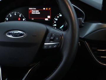 Ford Focus III Hatchback 5d facelifting 1.0 EcoBoost 125KM 2018 Ford Focus 1.0 EcoBoost, Automat, Skóra, Navi, zdjęcie 19