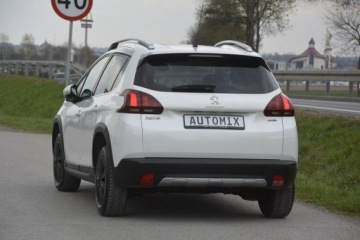 Peugeot 2008 I SUV Facelifting 1.6 BlueHDi 99KM 2016 Peugeot 2008 1.6HDI panorama nawi Car Play doinwes, zdjęcie 6