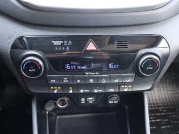 Hyundai Tucson III SUV 1.6 GDI 132KM 2016 Hyundai Tucson 1.6 GDI, Salon Polska, Klima, zdjęcie 12