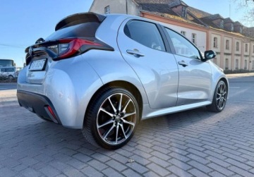 Toyota 2023 Toyota Yaris 1.5i HYBRID Full led Navi Kamera 18.000 km 1.5 Benzyna, zdjęcie 22