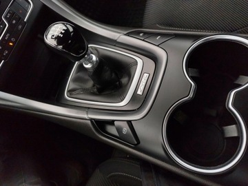 Ford Mondeo V Sedan 1.5 EcoBoost 160KM 2017 Ford Mondeo Titanium, 1.5 Ecoboost / 160KM, Salon, zdjęcie 13