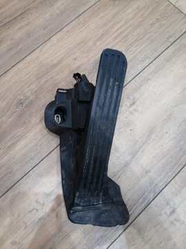 PEDAŁ POTENCJOMETR GAZU AUDI A3 8P 1K2721503J
