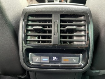 Volkswagen Passat B8 Limousine Facelifting 2.0 TDI 240KM 2020 Volkswagen Passat Highline Automat Podgrzewanie, zdjęcie 10
