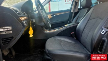 Mercedes Klasa E W211 Kombi S211 3.0 V6 (280 CDI) 190KM 2008 Mercedes-Benz Klasa E 280 CDI Avandgarde 3.0 Diesel 190KM, zdjęcie 29