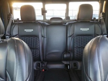 Jeep 2022 Jeep Gladiator 2022r., Rubicon, od ubezpieczalni 3.6 Benzyna 285KM, zdjęcie 8