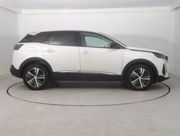 Peugeot 3008 II Crossover Facelifting  1.2 PureTech 130KM 2021 Peugeot 3008 1.2 PureTech, Salon Polska, zdjęcie 5