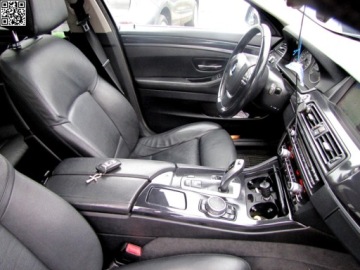 BMW Seria 5 F10-F11 Limuzyna Facelifting 525d 218KM 2015 BMW Seria 5 BMW F10 -Lift -2,0 D -220KM -ZAMIANA 2.0 Diesel 218KM, zdjęcie 9